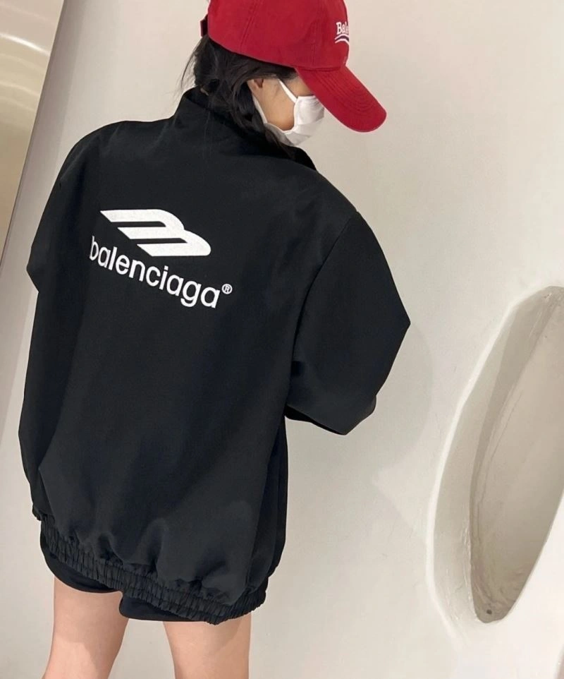 Balenciaga Outwear QuickDry 98641