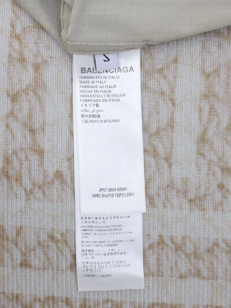 Balenciaga Outwear Durable 98631
