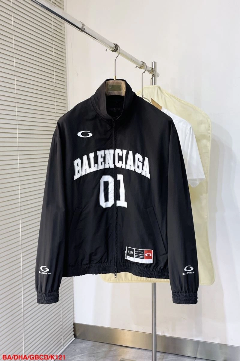 Trendy Balenciaga Outwear 98857