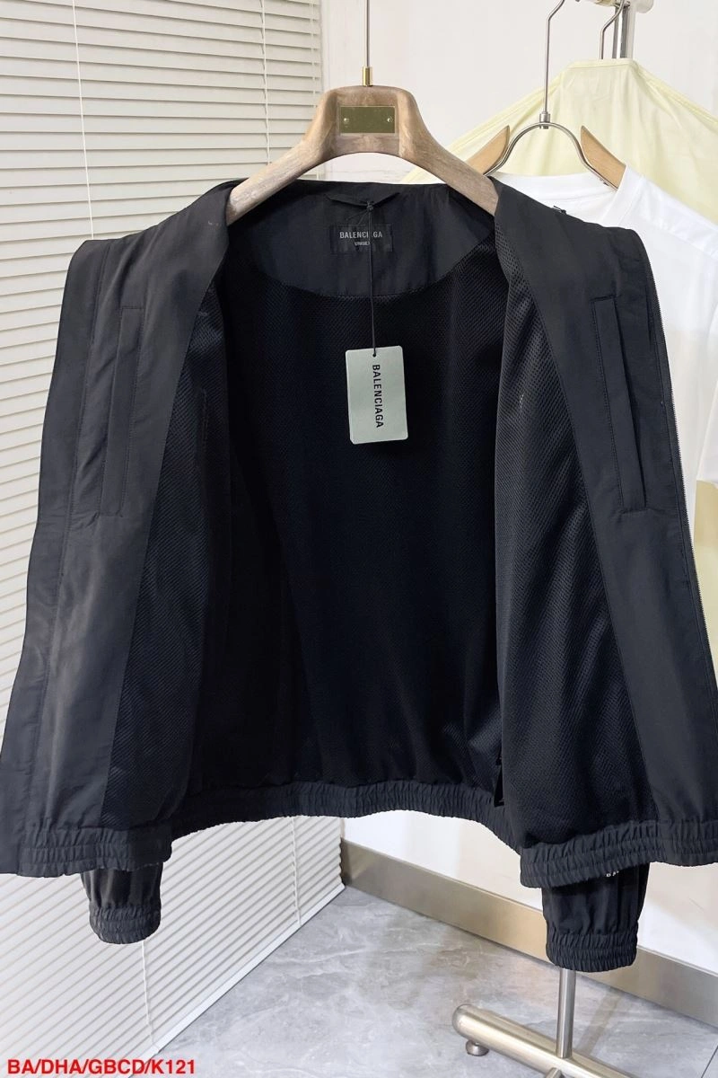 Trendy Balenciaga Outwear 98857