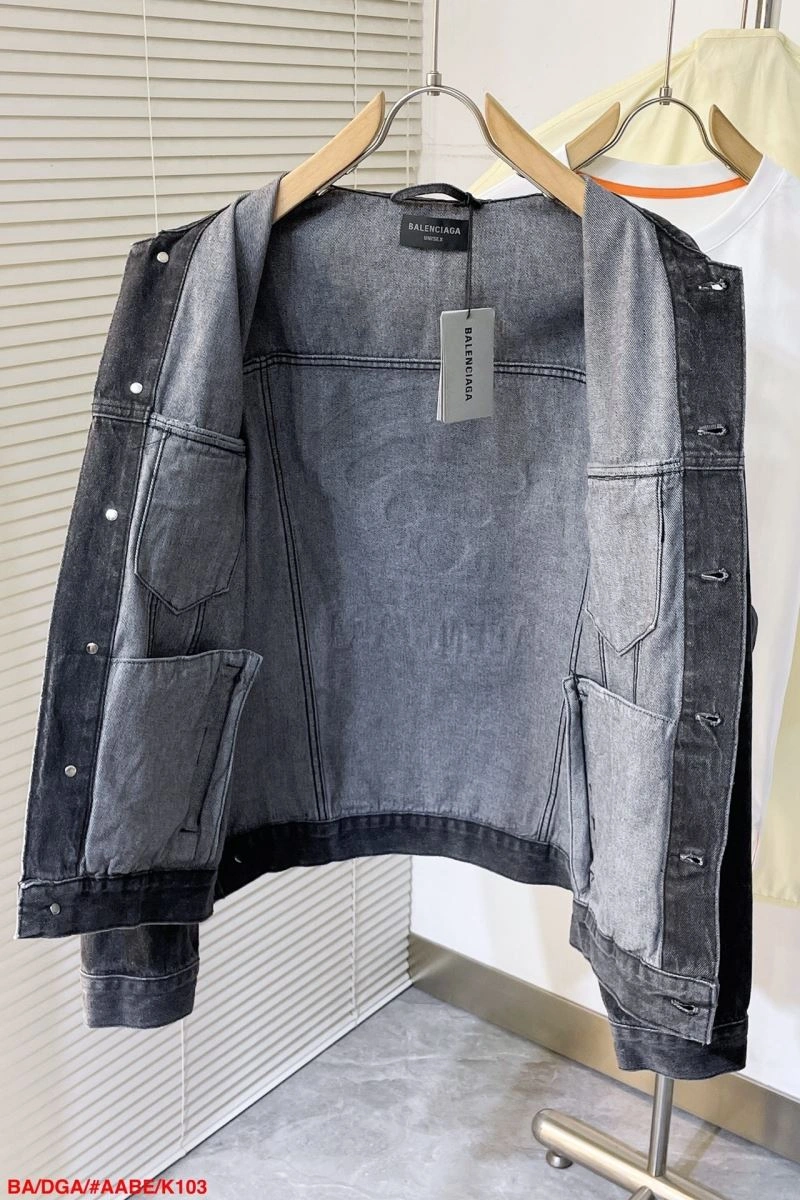 Sleek Balenciaga Outwear 98916