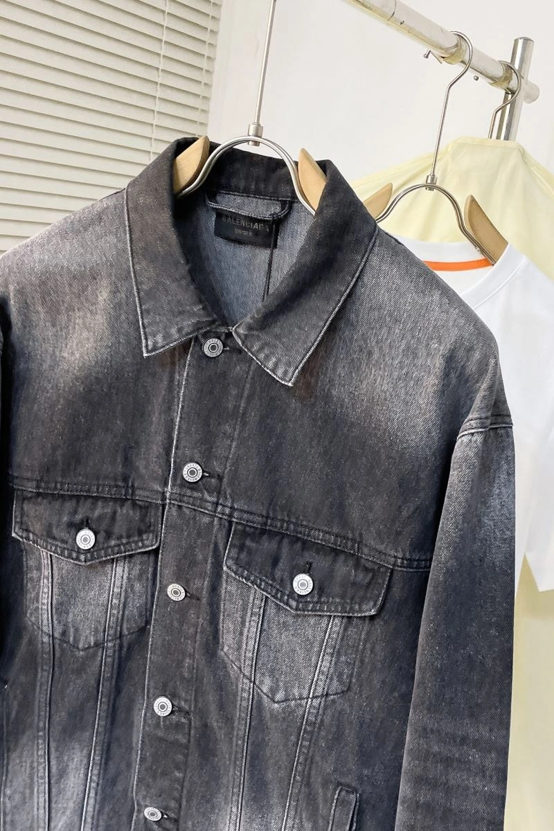 Sleek Balenciaga Outwear 98916