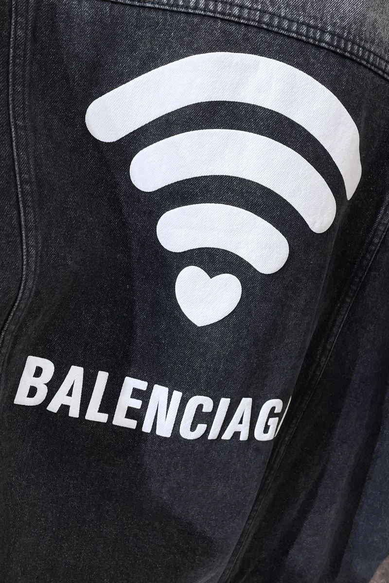 Sleek Balenciaga Outwear 98916