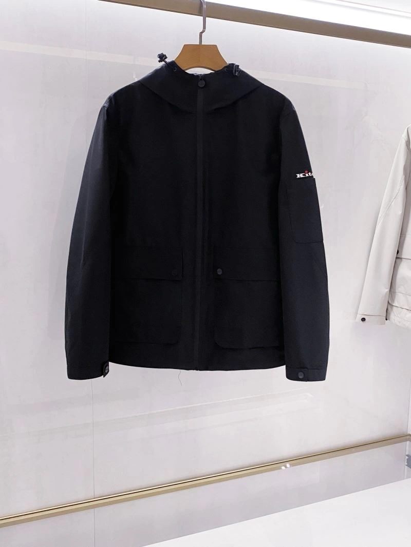 Balenciaga Outwear Snug 98821