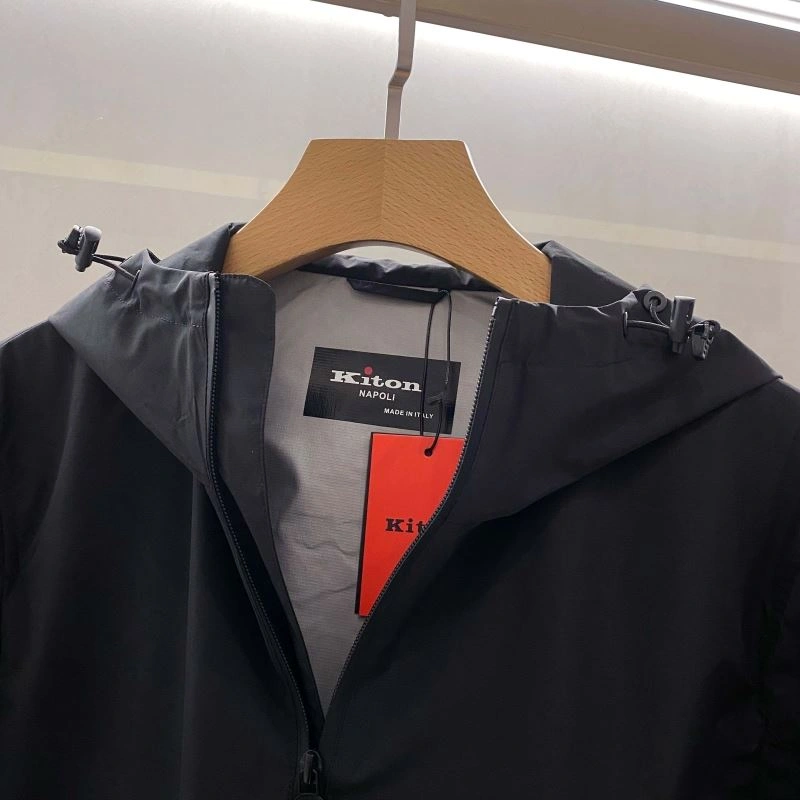 Balenciaga Outwear Snug 98821