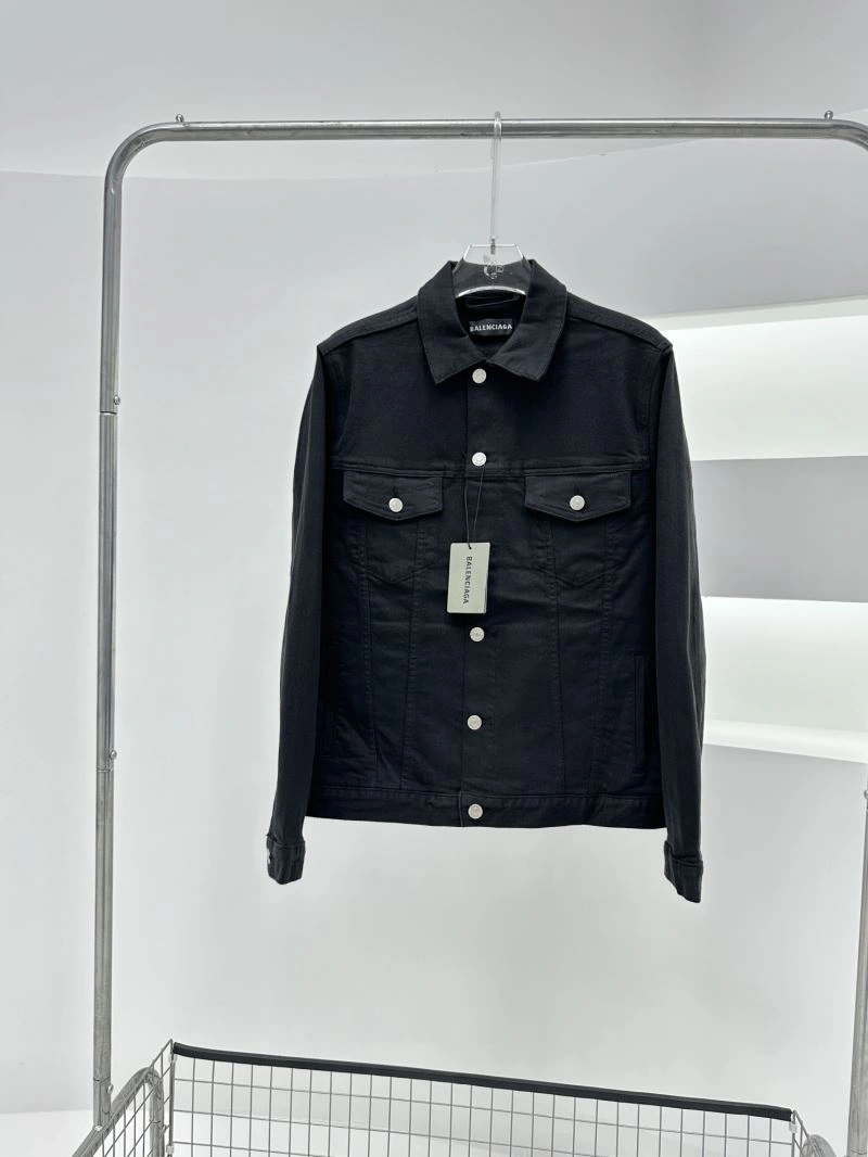 Resilient Balenciaga Outwear 98819