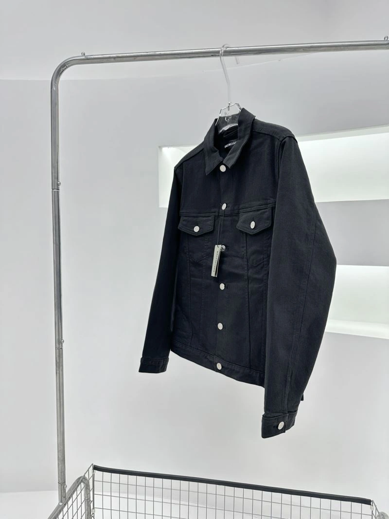 Resilient Balenciaga Outwear 98819