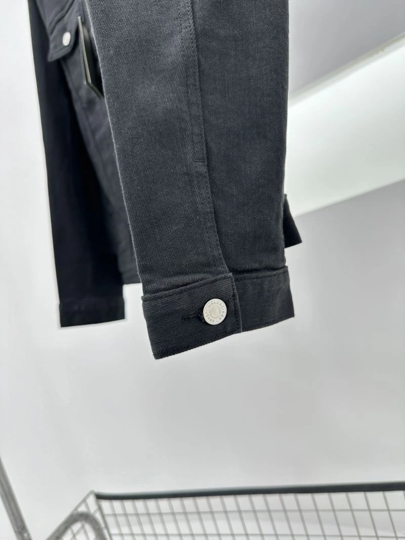 Resilient Balenciaga Outwear 98819