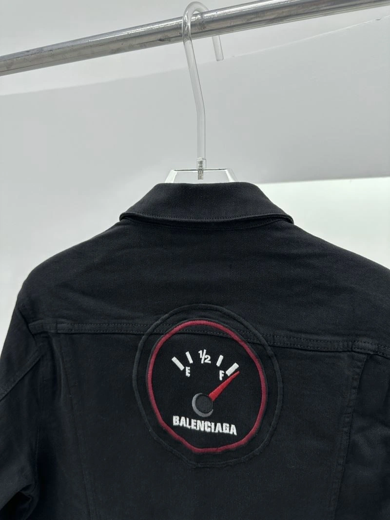 Resilient Balenciaga Outwear 98819