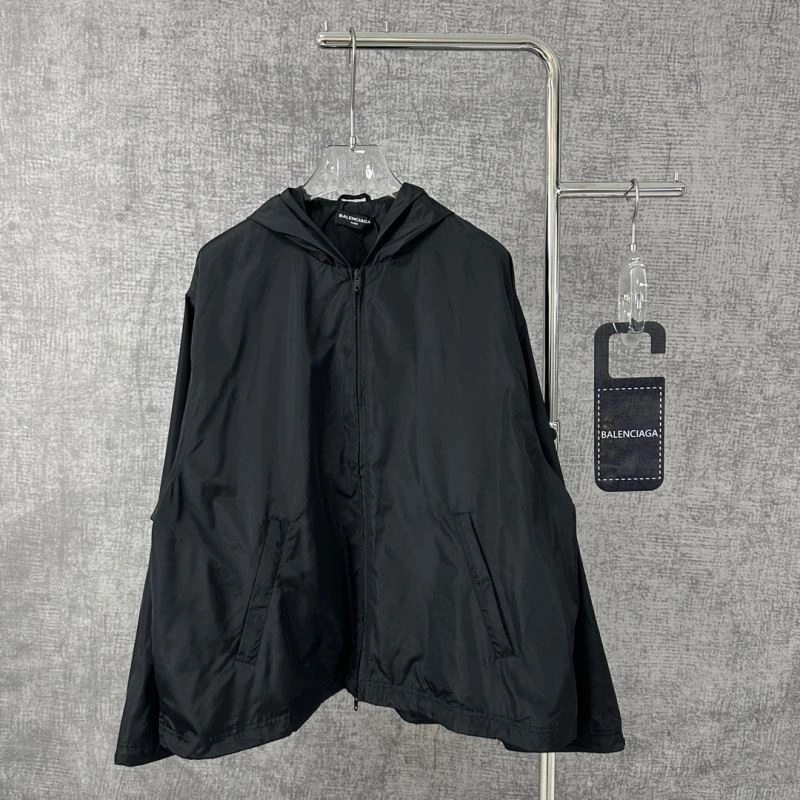 Balenciaga Outwear QuickDry 97875
