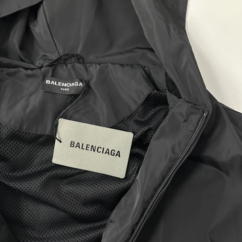 Balenciaga Outwear QuickDry 97875