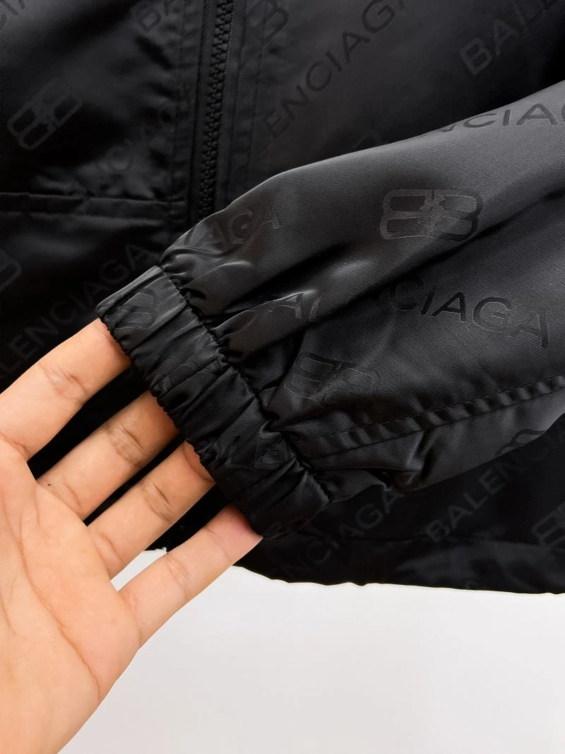 Resilient Balenciaga Outwear 97865