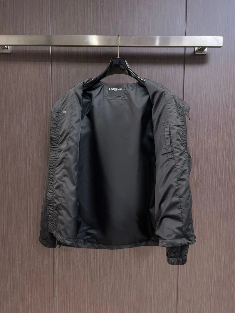 Resilient Balenciaga Outwear 97865