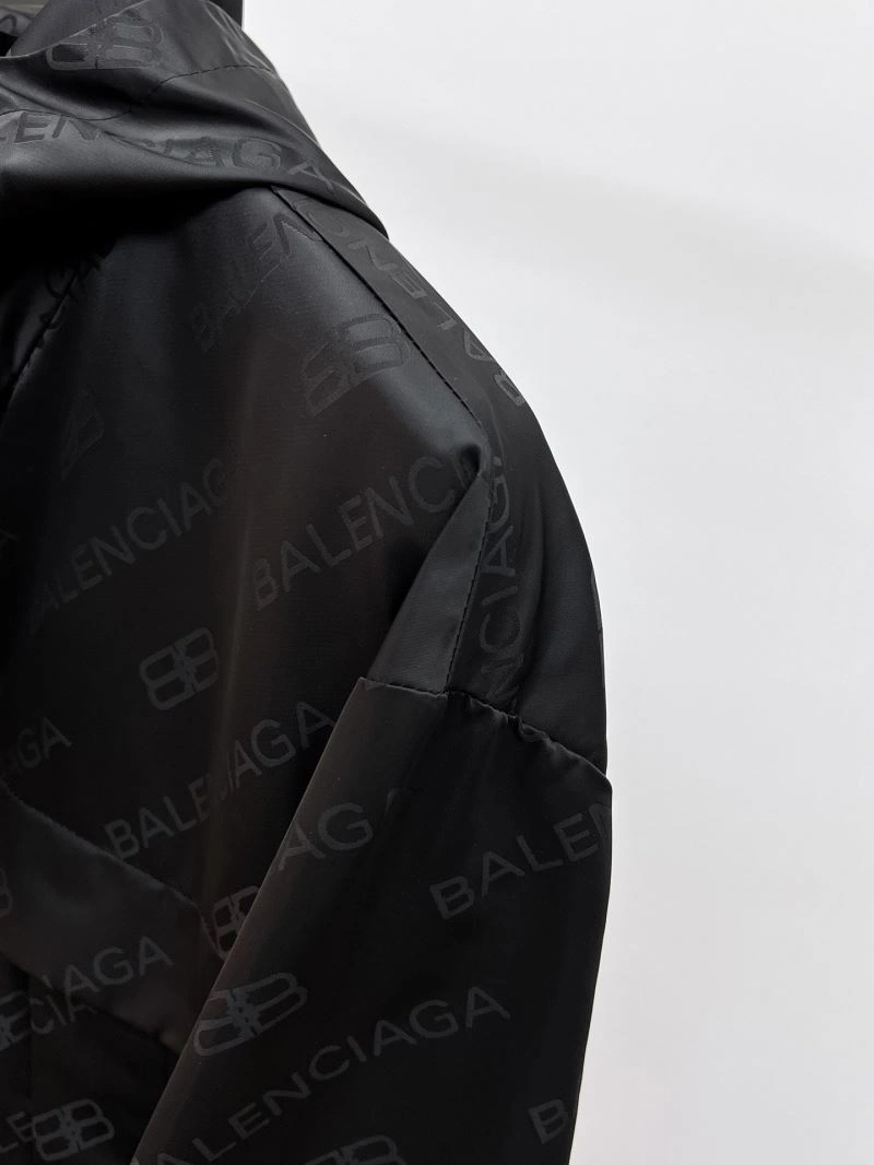 Resilient Balenciaga Outwear 97865