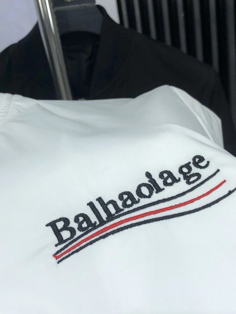 Chic Balenciaga Outwear 97667