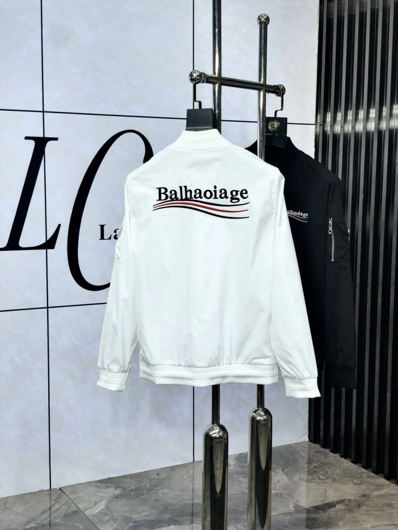 Chic Balenciaga Outwear 97667