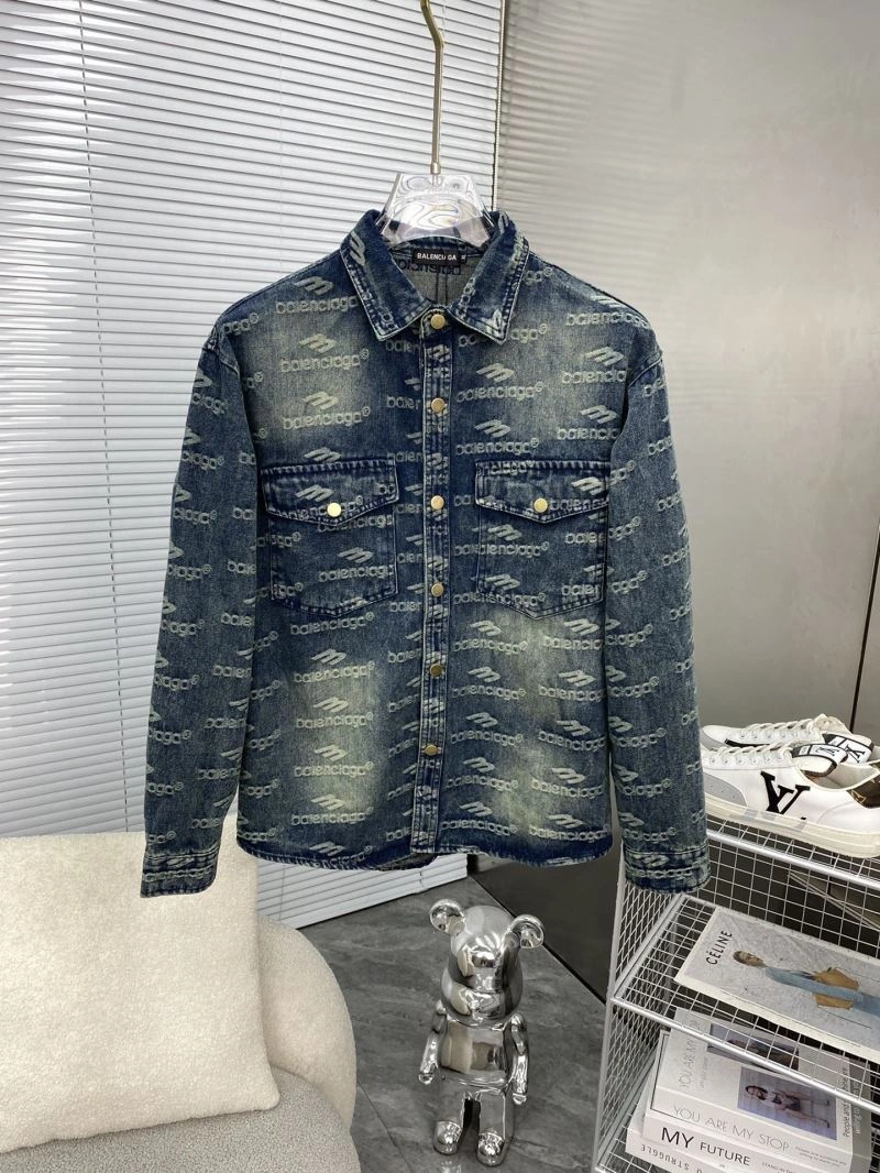 Chic Balenciaga Outwear 97358