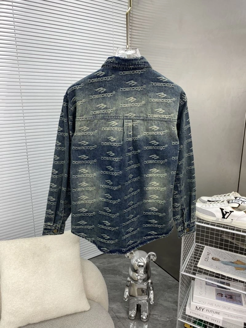 Chic Balenciaga Outwear 97358