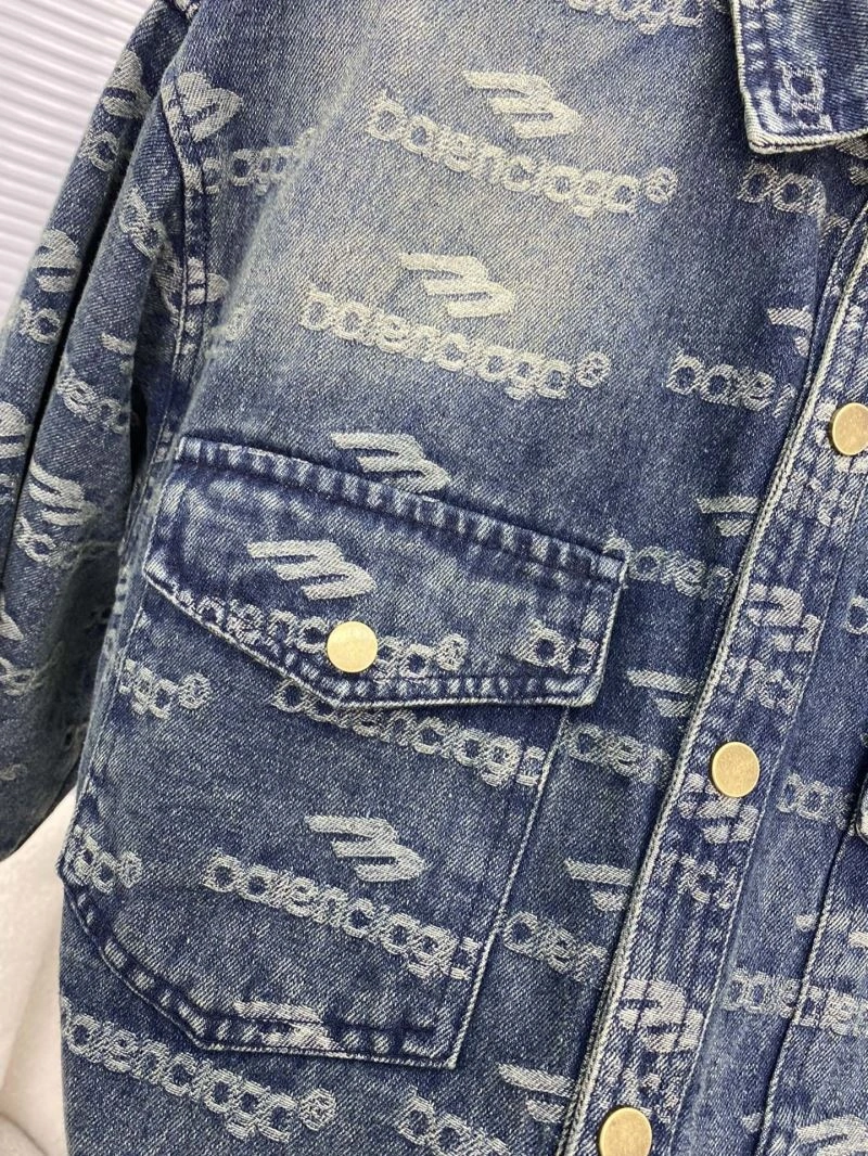 Chic Balenciaga Outwear 97358