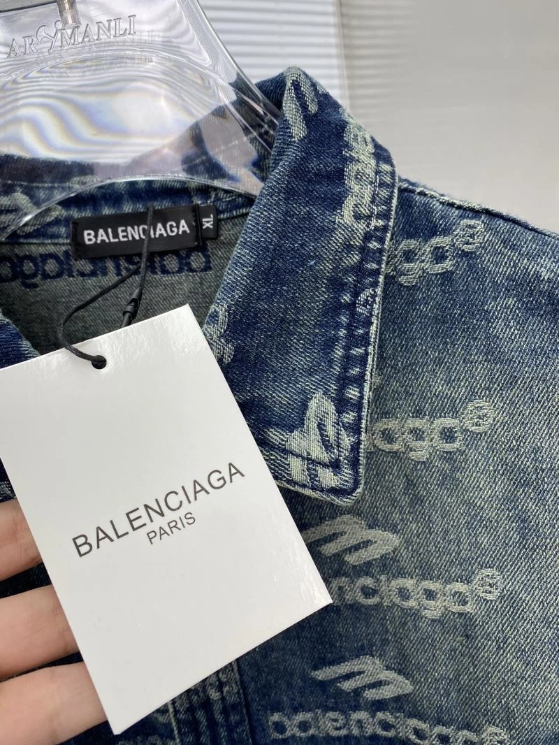 Chic Balenciaga Outwear 97358