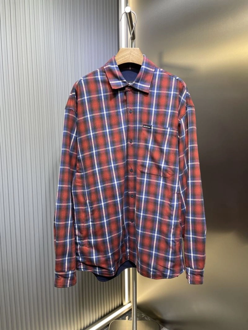Balenciaga Outwear Snug 97032