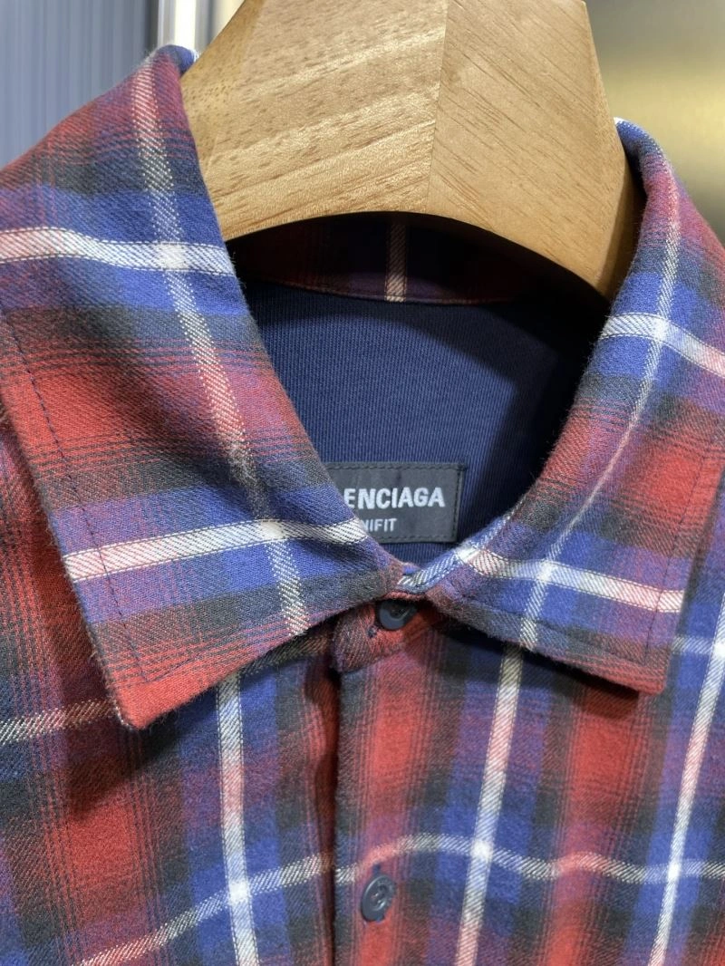 Balenciaga Outwear Snug 97032