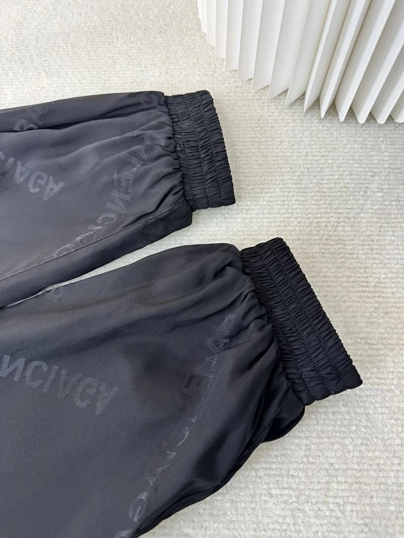 Stylish Balenciaga Outwear 97038