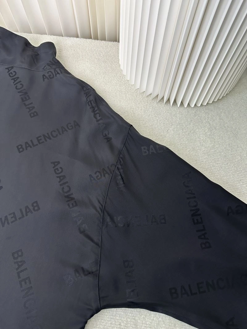 Stylish Balenciaga Outwear 97038