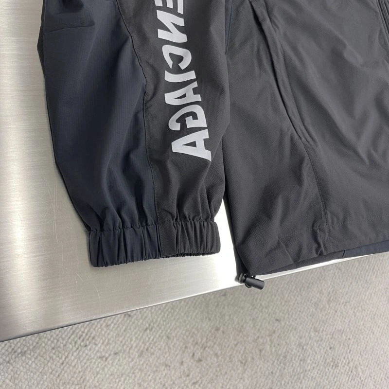 Balenciaga Outwear WaterResistant 96768