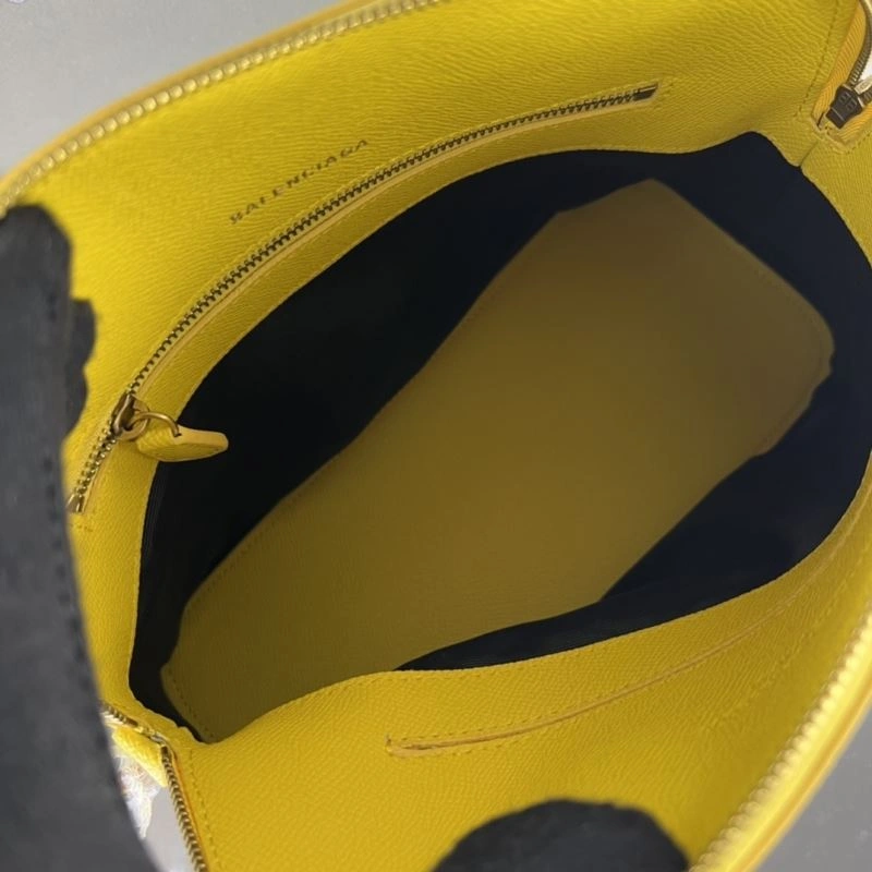 Durable Balenciaga Oversized Letter Shell Bag - Limited Edition S 78297