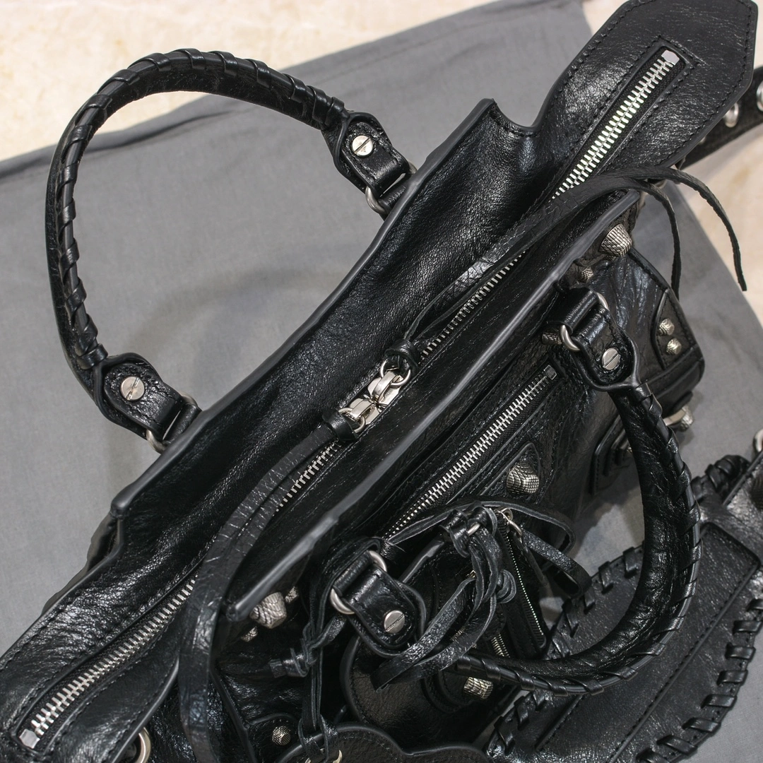 Durable Balenciaga Paris Neo Cagole Heart Mirror Motorcycle Bag 60973