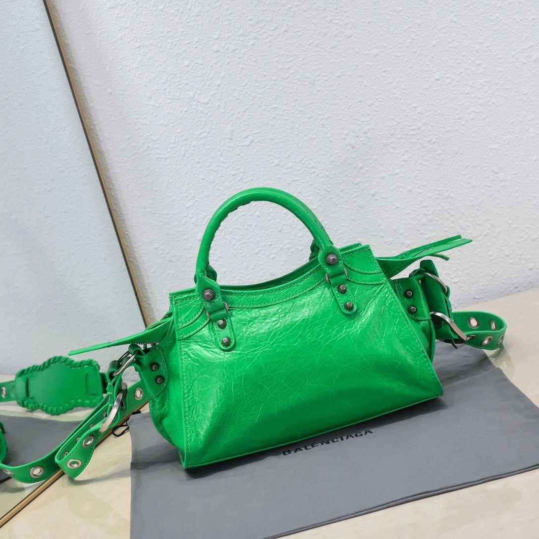 Balenciaga Paris Neo Cagole Heart Mirror Motorcycle Bag TechFriendly 60979
