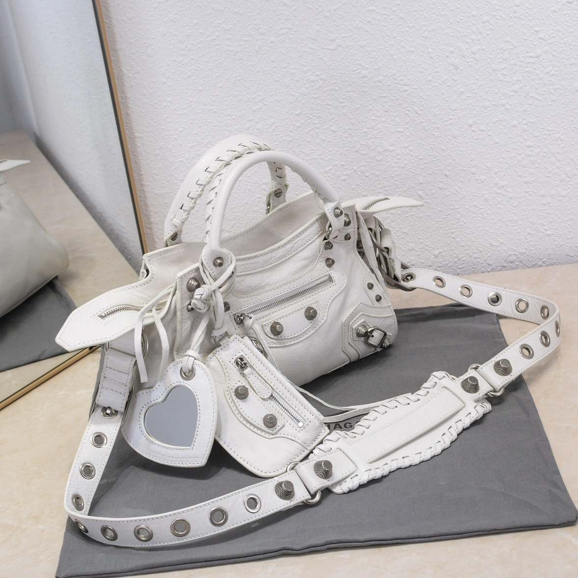 Balenciaga Paris Neo Cagole White Lambskin Motorcycle Bag Breathable 60980