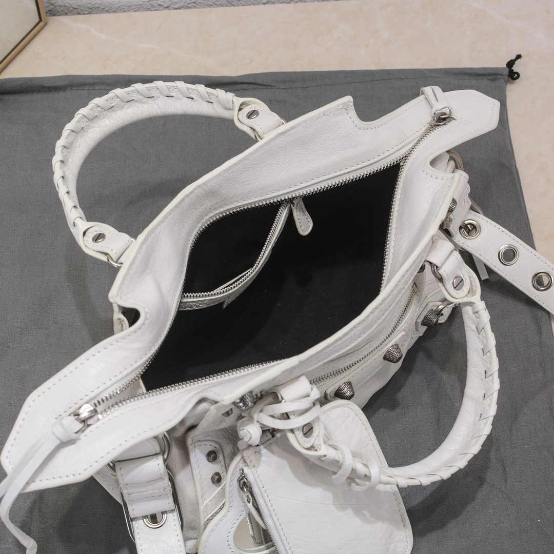 Balenciaga Paris Neo Cagole White Lambskin Motorcycle Bag Breathable 60980