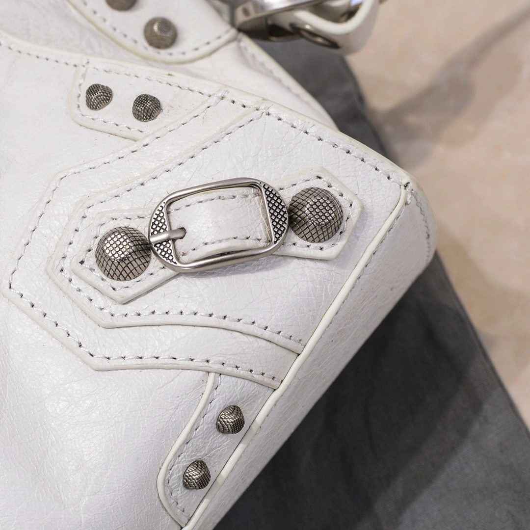 Balenciaga Paris Neo Cagole White Lambskin Motorcycle Bag Breathable 60980