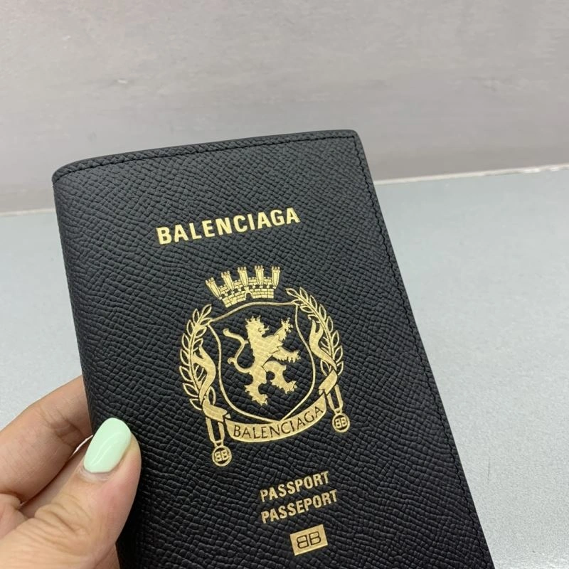 Soft Balenciaga Paris Street-Style Leather Passport Holder 69953