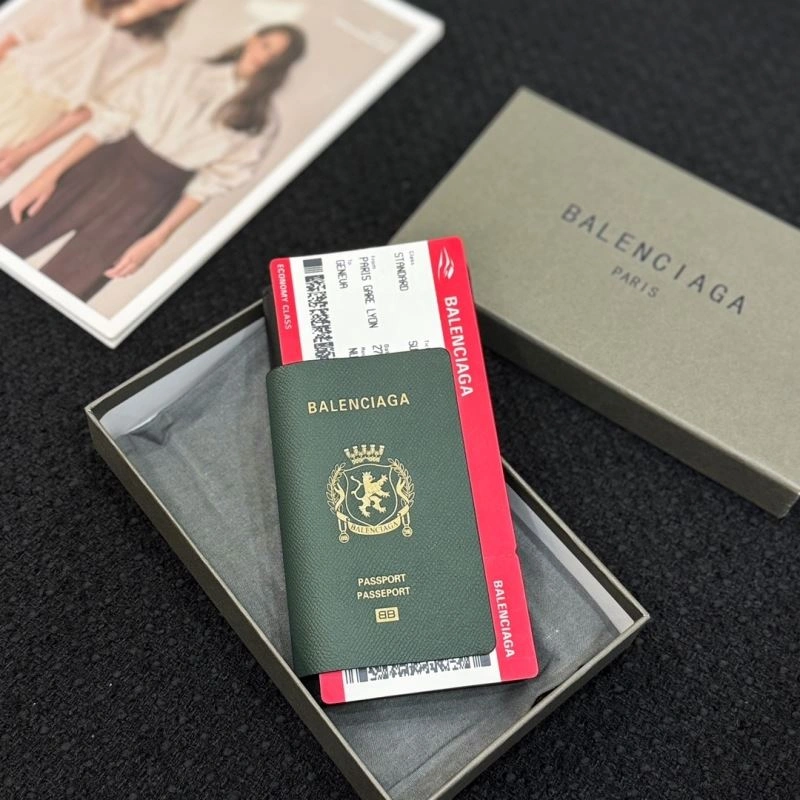 Balenciaga Passport Holders Trendsetting 270492