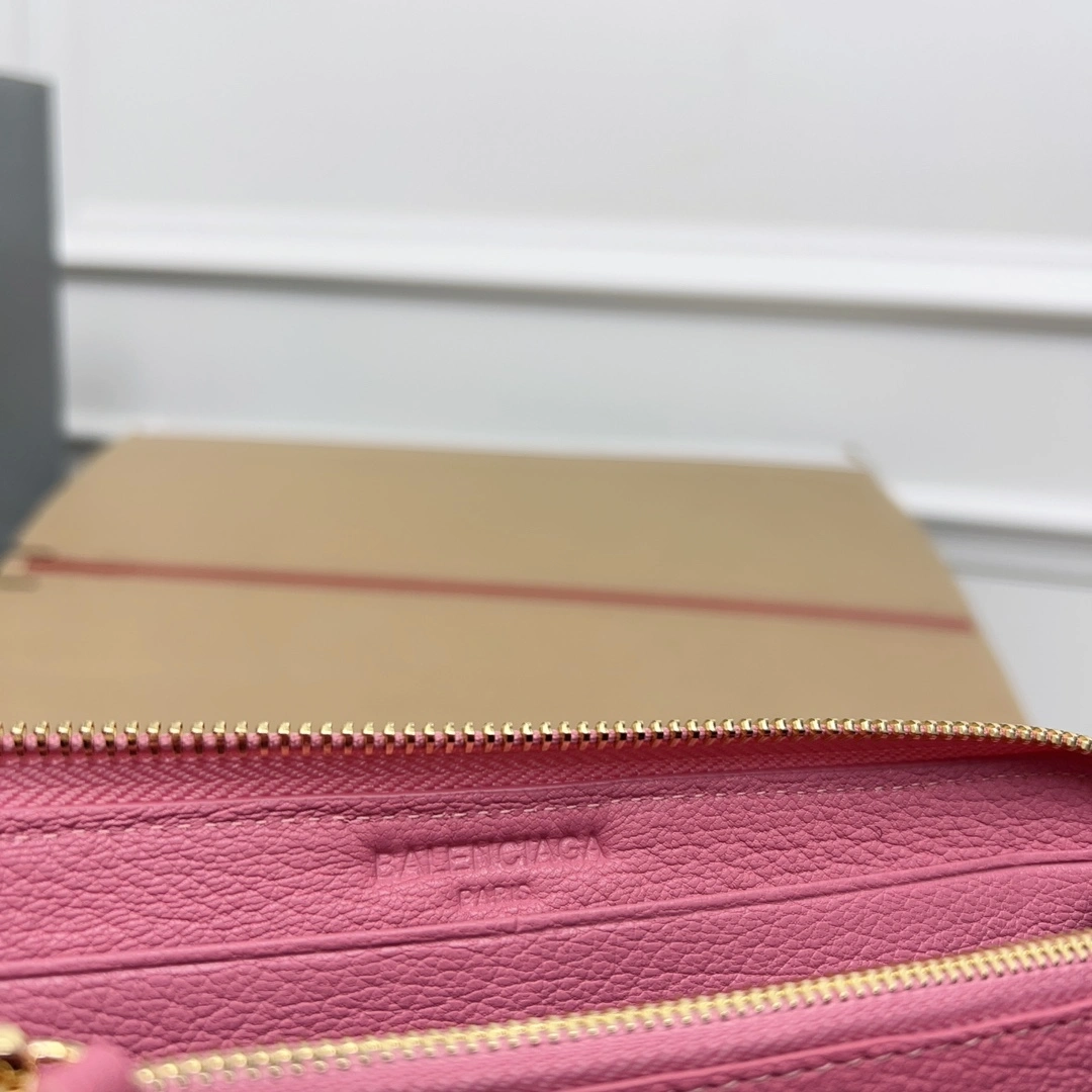 Balenciaga Pink Retro Goat Leather Motorcycle Wallet with Heart Youthful 60837