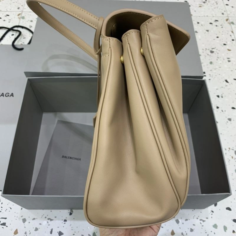 Balenciaga Rebel Chic Medium Apricot Handbag -  Leather Elegance WellDesigned 66989