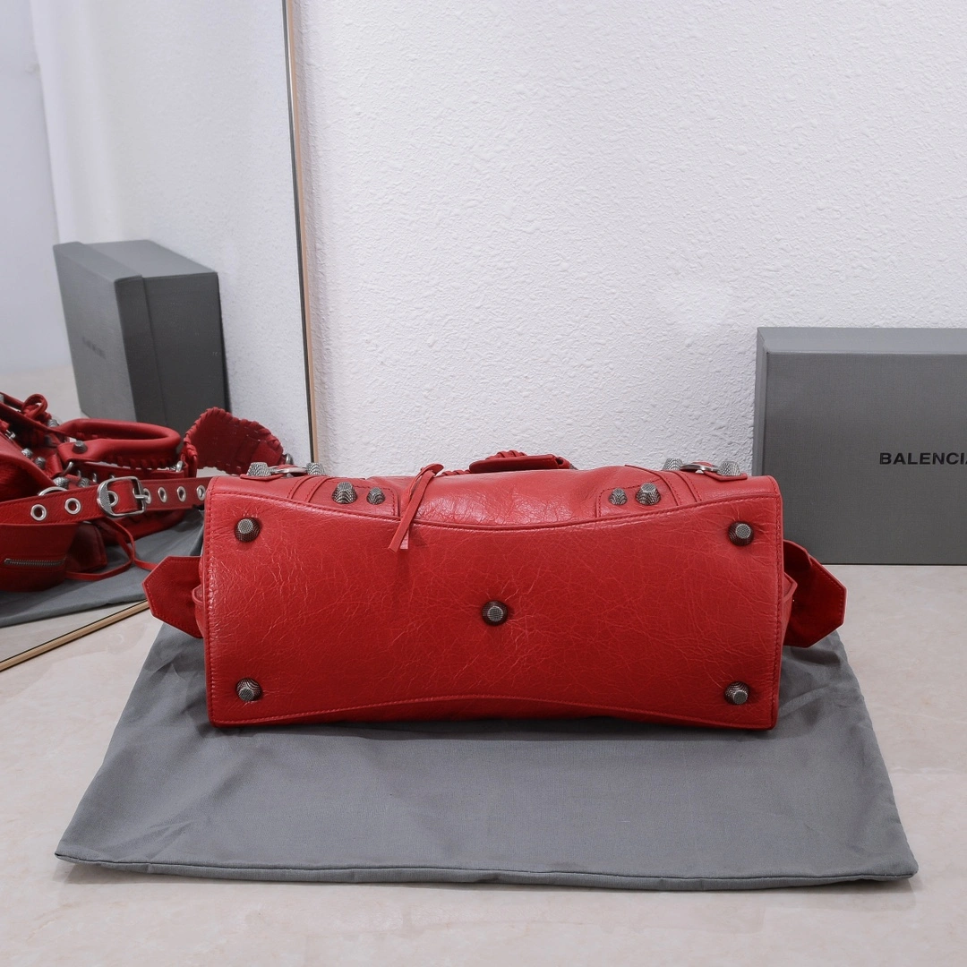 Balenciaga Red Neo Cagole Motorcycle Bag with Heart Mirror Popular 60938