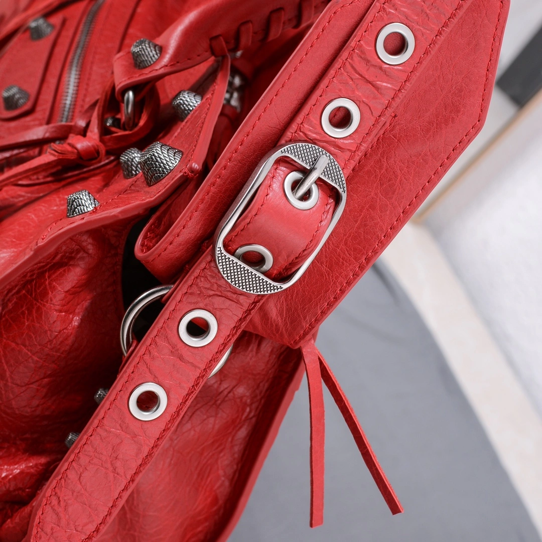 Balenciaga Red Neo Cagole Motorcycle Bag with Heart Mirror Popular 60938