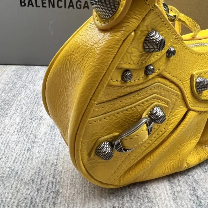 Balenciaga Retro   Le Cagole Half Moon Dumpling Bag Bright 38344