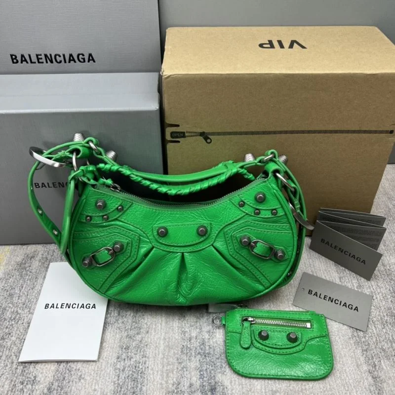 ModernLook Balenciaga Retro   Le Cagole Half-Moon Dumpling Bag 38360