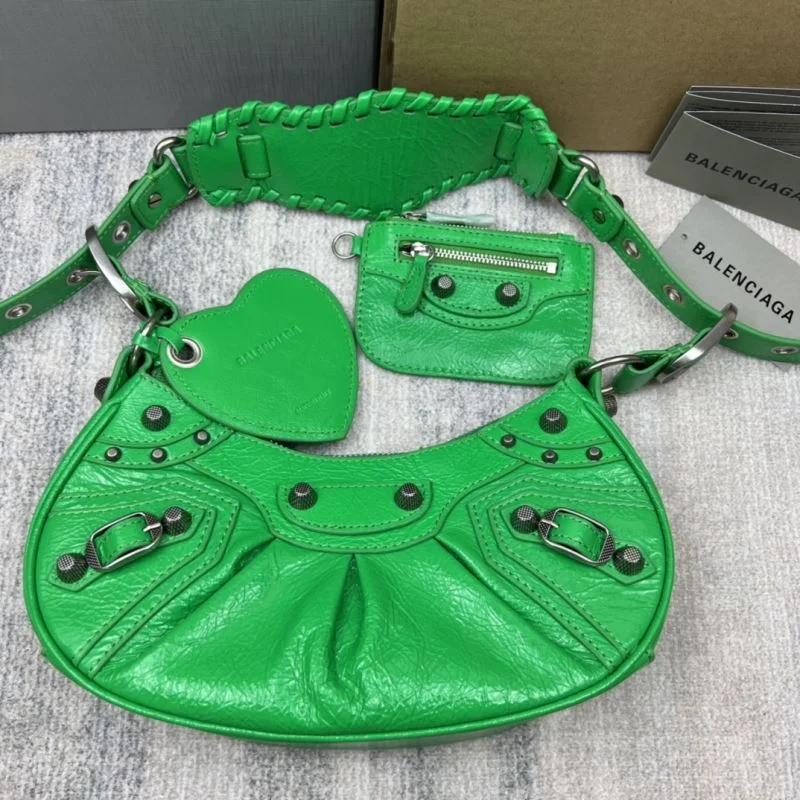 ModernLook Balenciaga Retro   Le Cagole Half-Moon Dumpling Bag 38360