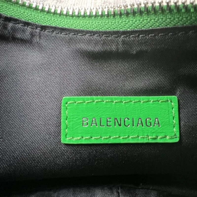 ModernLook Balenciaga Retro   Le Cagole Half-Moon Dumpling Bag 38360