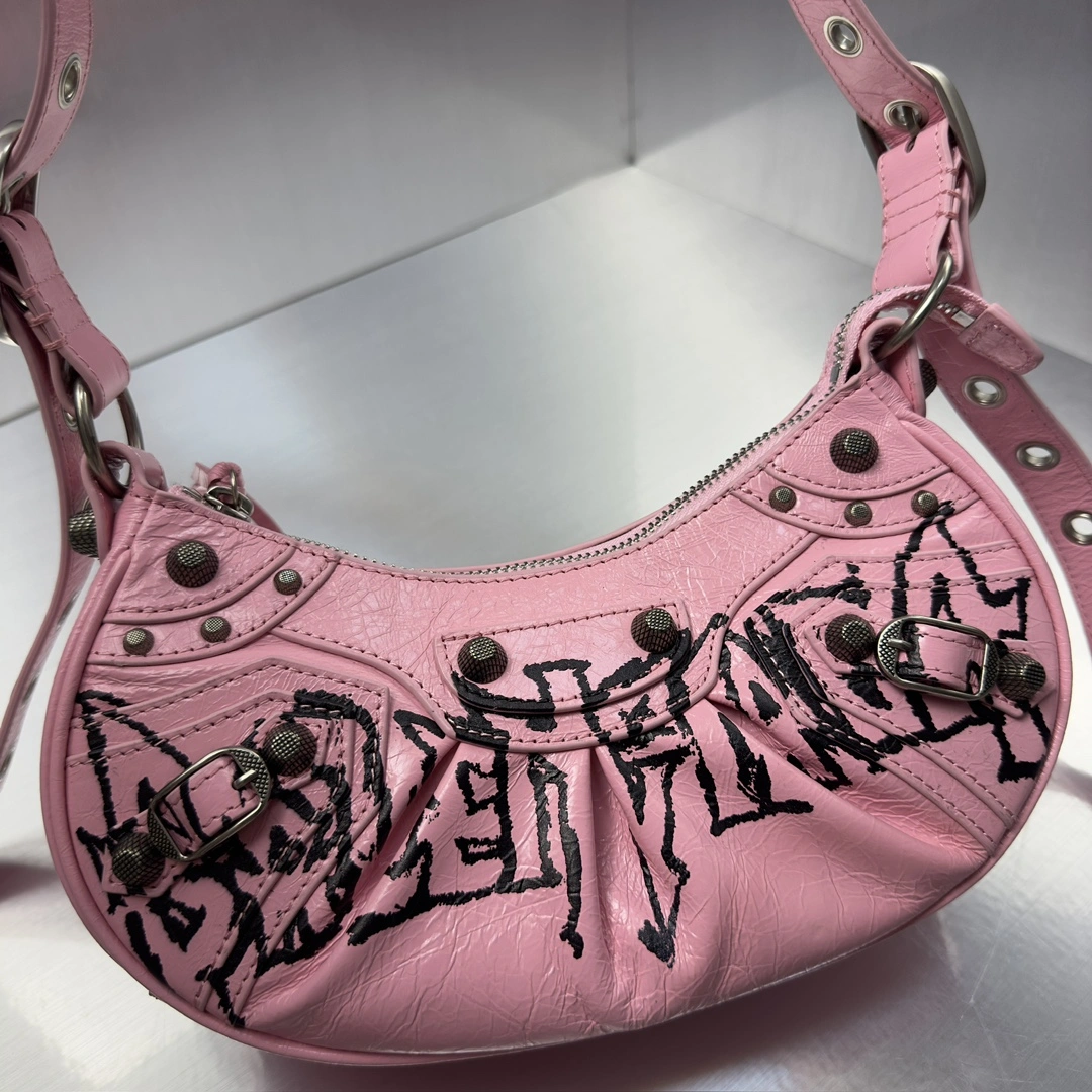 Balenciaga Retro  Le Cagole Half Moon Graffiti Dumpling Bag Durable 72572