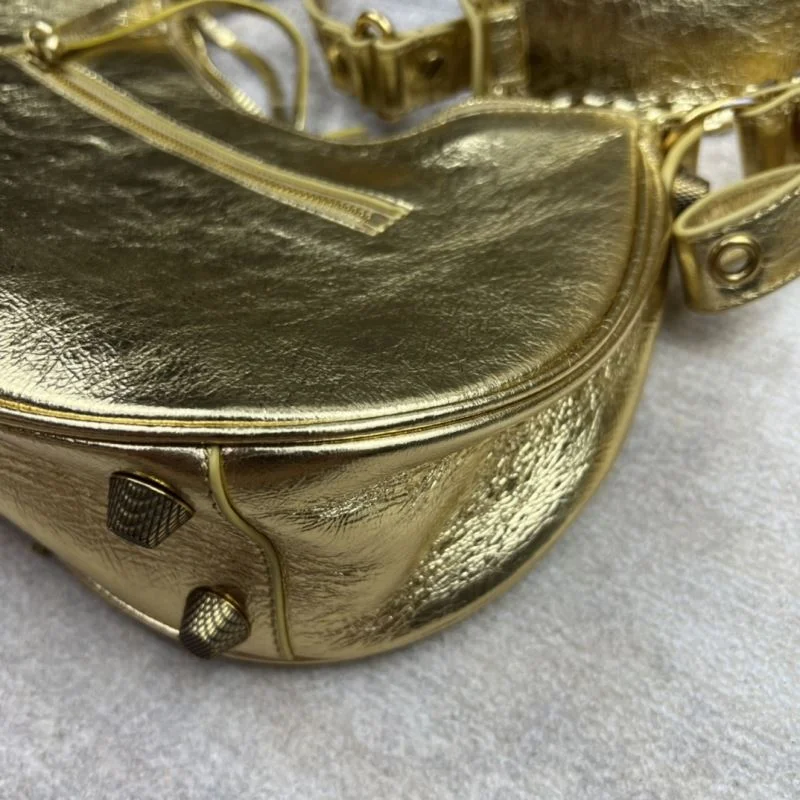 Balenciaga Retro  Motorcycle-Inspired Half Moon Dumpling Bag StreetReady 38358