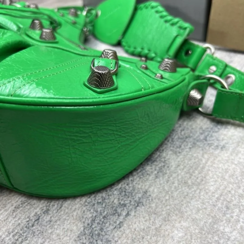 Balenciaga Retro Green  Le Cagole Half-Moon Dumpling Bag Fashionable 38350