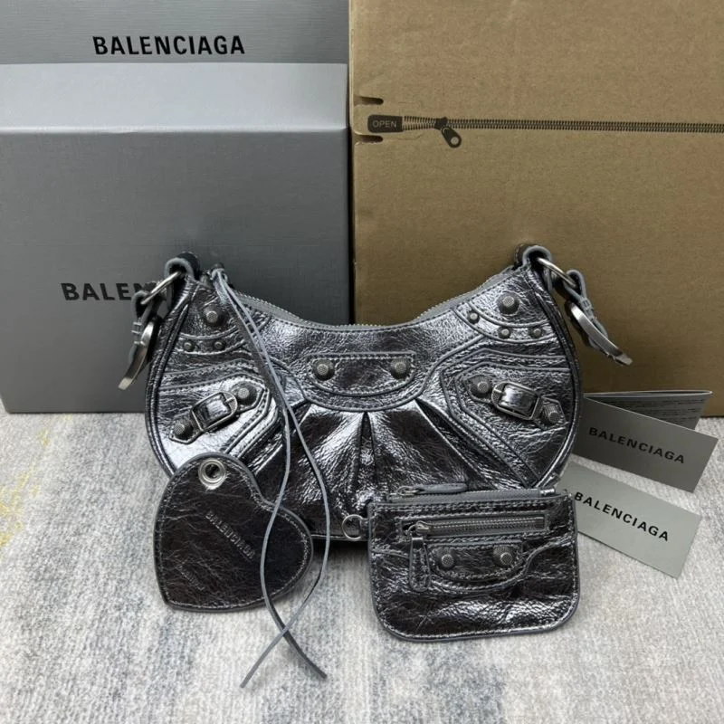Balenciaga Retro Motorcycle-Inspired Half Moon Dumpling Bag Attractive 38363