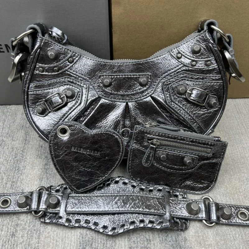 Balenciaga Retro Motorcycle-Inspired Half Moon Dumpling Bag Attractive 38363